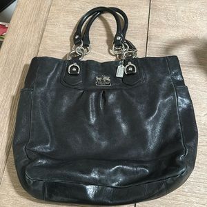 Coach Tote leather